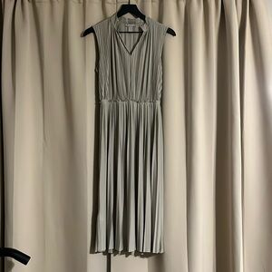 H&M Women’s Tan Pleated Dress
